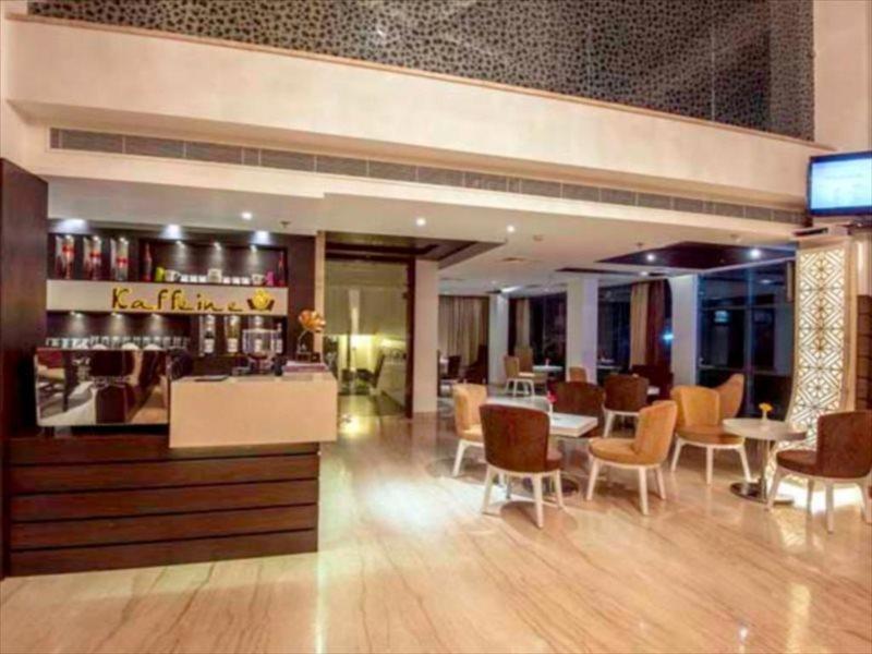 Hotel Park Regent Jaipur Exteriör bild
