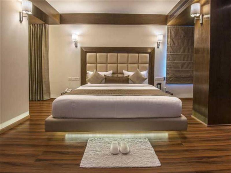 Hotel Park Regent Jaipur Exteriör bild