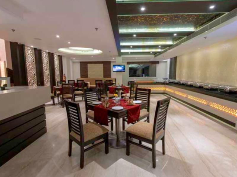 Hotel Park Regent Jaipur Exteriör bild